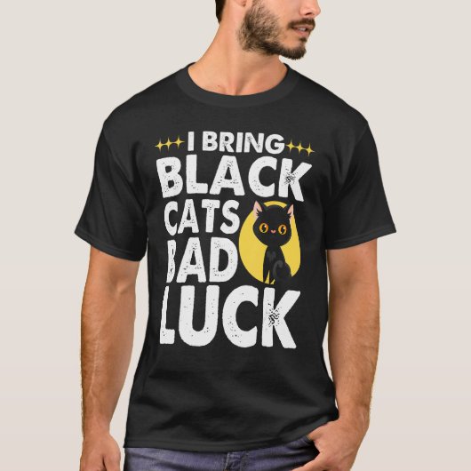 Gothic Goth I Bring Black Cats Bad Luck T-Shirt (Vorderseite)