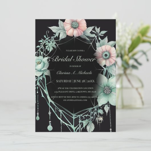 Gothic Green Mint Floral Spider Web-Brautparty Einladung (Stehend Vorderseite)