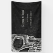 Gothic Half Skull Cool Schwarz-Weiß-Grunge Banner (Vertikal)