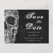 Gothic Half Skull Hallowedding Save the Date Ankündigungspostkarte (Vorderseite)