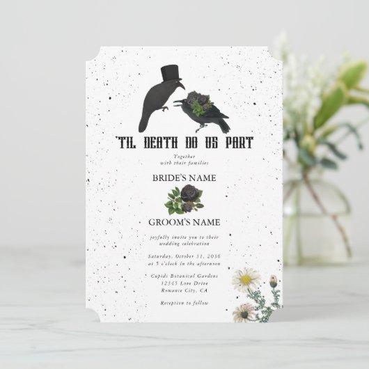 Gothic Halloween Black Rose Crows Wedding Einladung (Stehend Vorderseite)