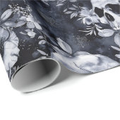 Gothic Halloween Botanisches Skulls-Muster Geschenkpapier (Rolleneckpunkt)