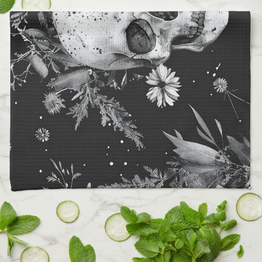 Gothic Halloween Botanisches Skulls-Muster Geschirrtuch (Gefaltet)