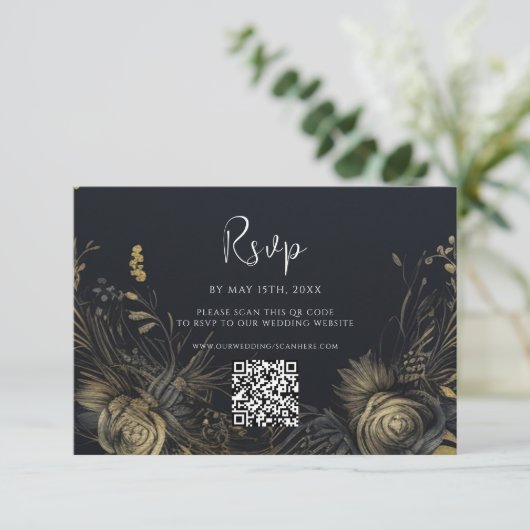 Gothic Halloween QR Code Wedding RSVP Karte (Stehend Vorderseite)