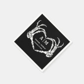 Gothic Halloween Skull Hand Heart Black Wedding Serviette (Ecke)