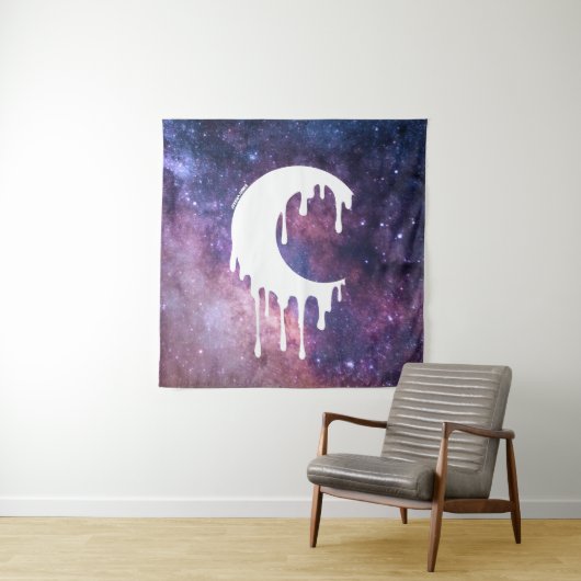 Gothic Hexe White Dripping Moon Silhouette Galaxy Wandteppich (Beispiel)
