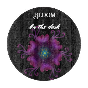 Gothic Lila Blüten Dunkle Florale Botanik  Schneidebrett