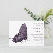 Gothic Lila Butterfly | Moderne dunkle Hochzeit Einladung (Stehend Vorderseite)
