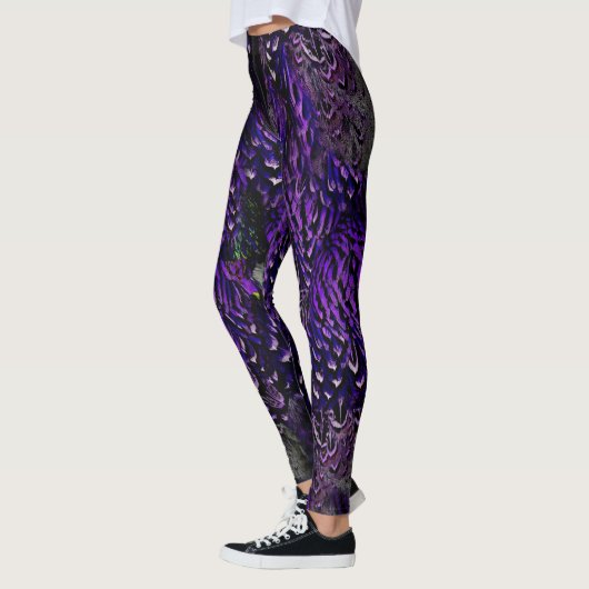 Gothic Lila Feather Leggings (Links)