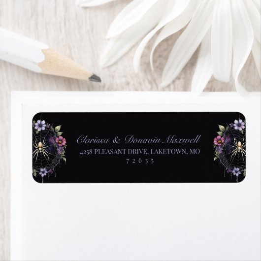 Gothic Lila Floral Spidernetz Rücksendeadresse (Insitu)