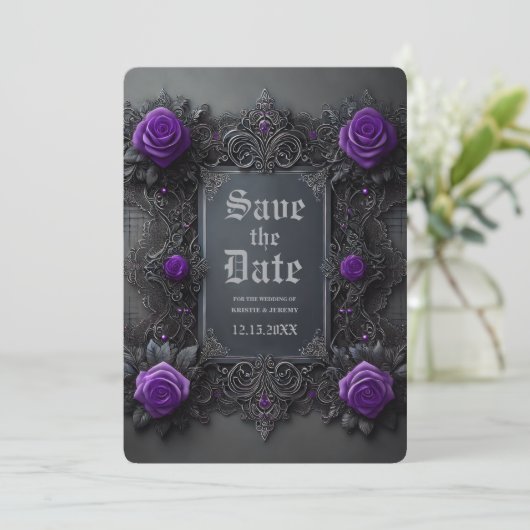 Gothic Lila Grey Floral Wedding Save the Date (Stehend Vorderseite)
