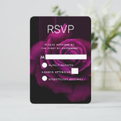 Gothic Lila-Rote Rose Blume Wedding RSVP Karte (Stehend Vorderseite)