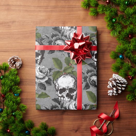 Gothic Mistletoe, Rose und Schädel Weihnachten Geschenkpapier (Feiertagsgeschenk)