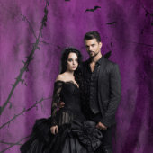 Gothic Moody Black & Lila Night Sky Wandteppich