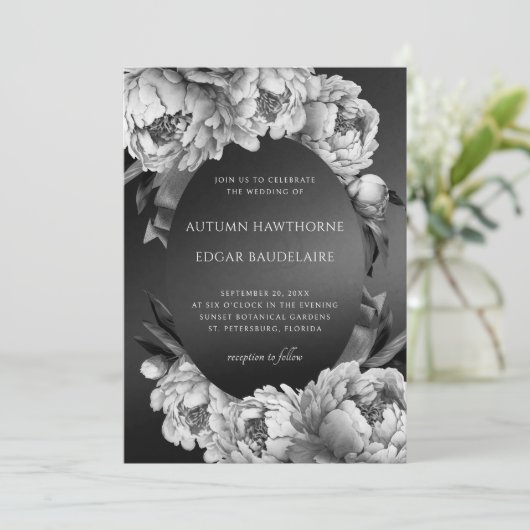 Gothic Moody White Peonies Wedding Einladung (Stehend Vorderseite)