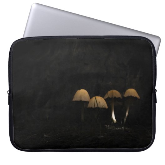 Gothic mushroom laptop case (Vorderseite)