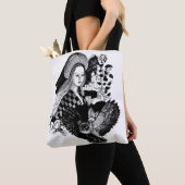 Gothic Night Owl und Frau Tasche (Von Nahem)