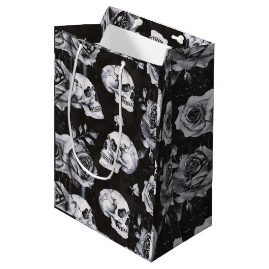 Gothic Occult Skull und Rose Mittlere Geschenktüte (Vorderseite Schrägansicht)