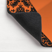 Gothic Orange und Black Damask Mousepad (Ecke)