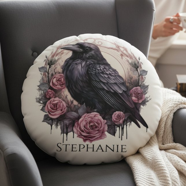 Gothic Raven Dark Academia Home Decor Accent Rundes Kissen (Gothic Raven & Roses – Personalized Cozy Mystic pillow)