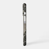 Gothic Raven Spiral iPhone 16 Hülle (Linke Seite)