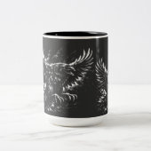 Gothic Raven – von BurnsInHell Zweifarbige Tasse (Mittel)