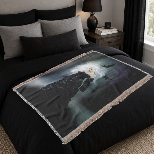 Gothic Ravens Forest Woman Black Decke