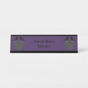 Gothic Ravens und Black Heart Custom Schreibtischnamensplakette