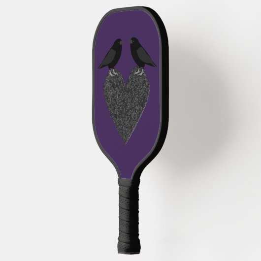 Gothic Ravens und Black Heart Pickleball Schläger (Links)