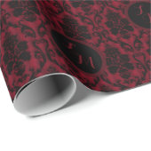 Gothic Red Black Damast Monogramm Geschenkpapier (Rolleneckpunkt)