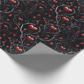 Gothic Red Hearts Gray Metal Fine Lines Geschenkpapier (Ecke)