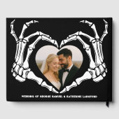 Gothic Romantic Skeleton Hand Halloween Hochzeit Gästebuch (Rückseite)