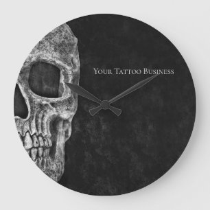 Gothic-Schädelkopf-Schwarz-Weiß-Tätowierungsshop Große Wanduhr