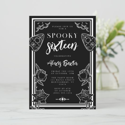 Gothic Schwarz-weiß Floral Typografy 16 . Geburtst Einladung (Stehend Vorderseite)