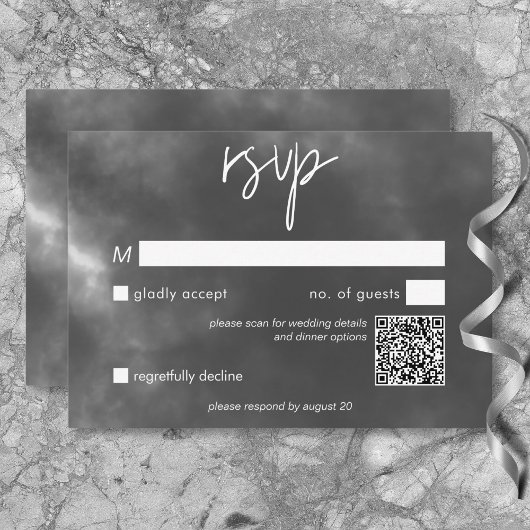 Gothic Schwarz-weiß Raven Embrace Wedding QR Code RSVP Karte