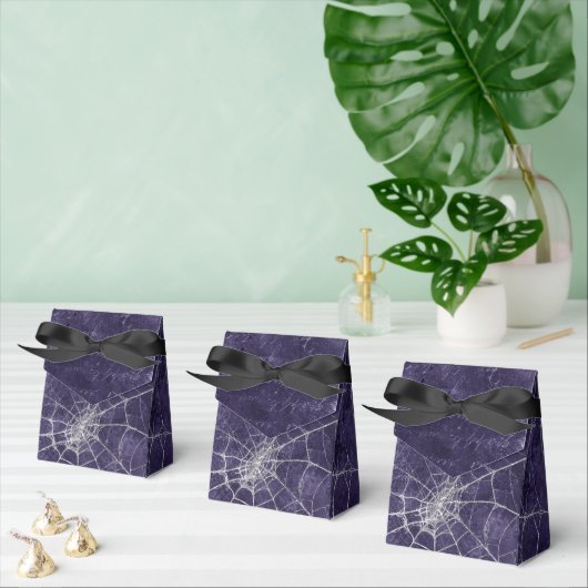 Gothic Silver Web erschüttert Geschenkschachtel (Zahlreiche)