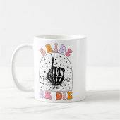 Gothic Skeleton Groovy Halloween Bachelorette Brid Kaffeetasse (Links)