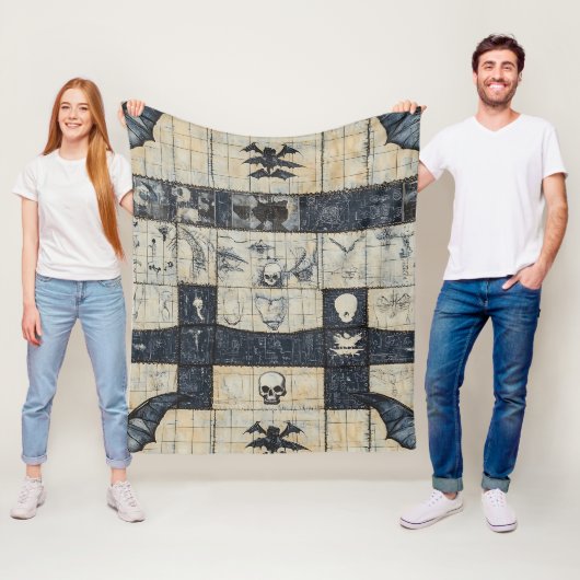 Gothic Skull & Bat Denim Collage Fleecedecke (Beispiel)