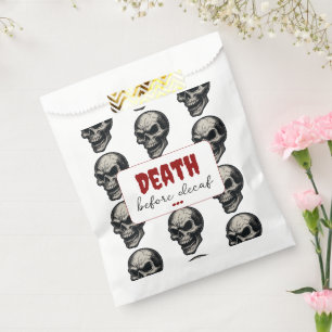 Gothic Skull "Death Before Decaf" Spooky Funny - Geschenktütchen