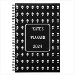 Gothic Skull elegant 2025 Planer<br><div class="desc">Muster weißer Schädel auf schwarzem Hintergrund. Dieser Planer ermöglicht Ihnen,  Ihre Aufgaben so zu planen,  wie Sie es möchten.Personalisieren Sie Ihren Namen,  Titel und Jahr.</div>