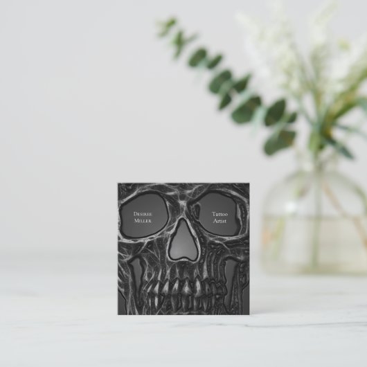 Gothic Skull Face Gray Metallic Cool Tattoo Shop Quadratische Visitenkarte (Stehend Vorderseite)