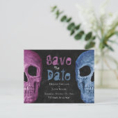 Gothic Skull Pink Blau Save the Date Ankündigungspostkarte (Stehend Vorderseite)