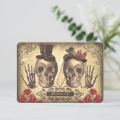 Gothic Skulls Day of the Dead Wedding RSVP cards Karte (Stehend Vorderseite)