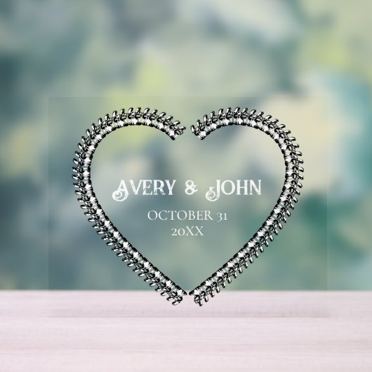 Gothic Spine Heart Bone Minimalistische Hochzeit Acrylschild (Neutral)