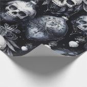 Gothic Spooky Christmas Skulls Geschenkpapier (Ecke)