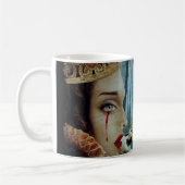 Gothic Surreal Unique Collage Sad Queen of Hearts Kaffeetasse (Links)