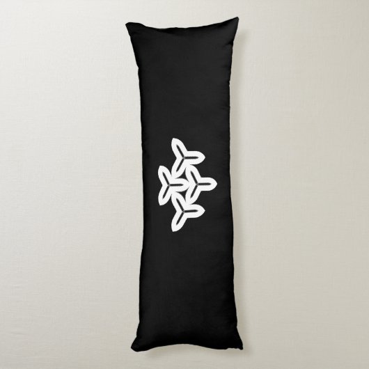 Gothic Tri-Blade Seitenschläferkissen (Rückseite (Vertikal))