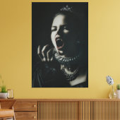 Gothic Vampire Queen Stretched Canvas – Dark Fanta Leinwanddruck (Insitu (Wohnzimmer))