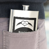 Gothic Wedding Flügelherz Mit Monogramm Flachmann (Beispiel)