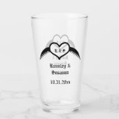 Gothic Wedding Flügelherz Mit Monogramm Glas (Rückseite)
